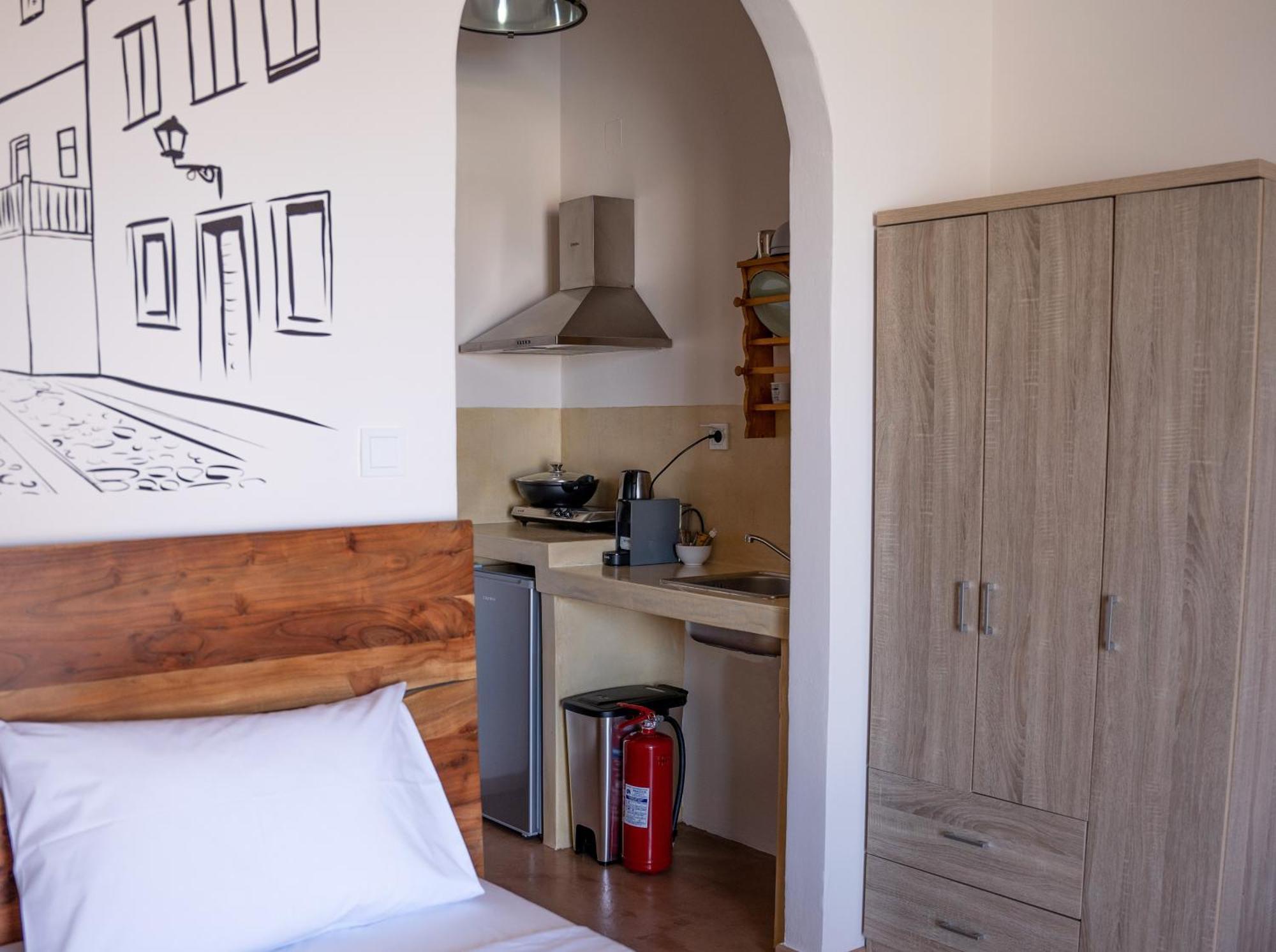 Dipolis Luxury Apartments Syros Episkopion  Exterior photo